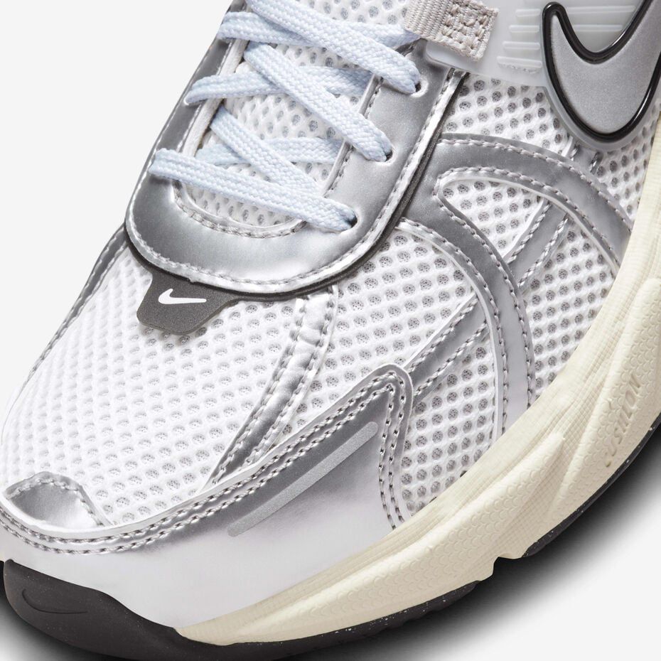 Nike V2K Run "Metallic Silver" 
Girl's Sneakers